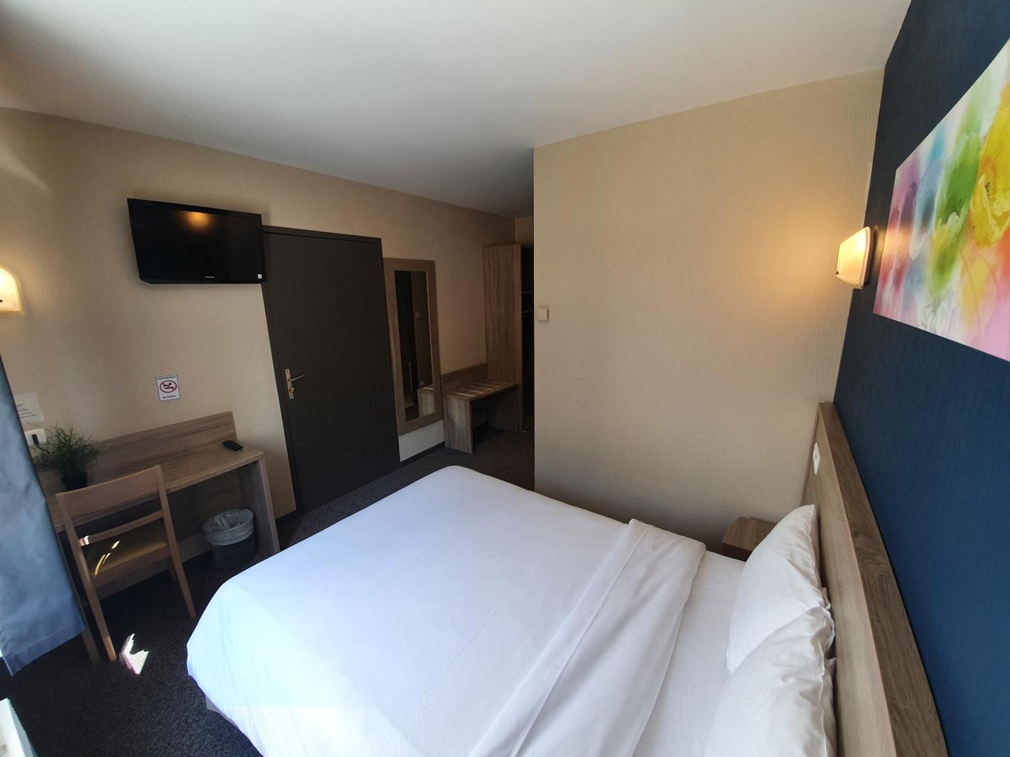 Hotel Salea ポルニック エクステリア 写真